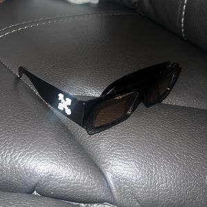 OFF WHITE Mens sunglasses